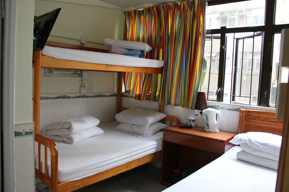 Kam Fu Guesthouse Цзюлун Экстерьер фото